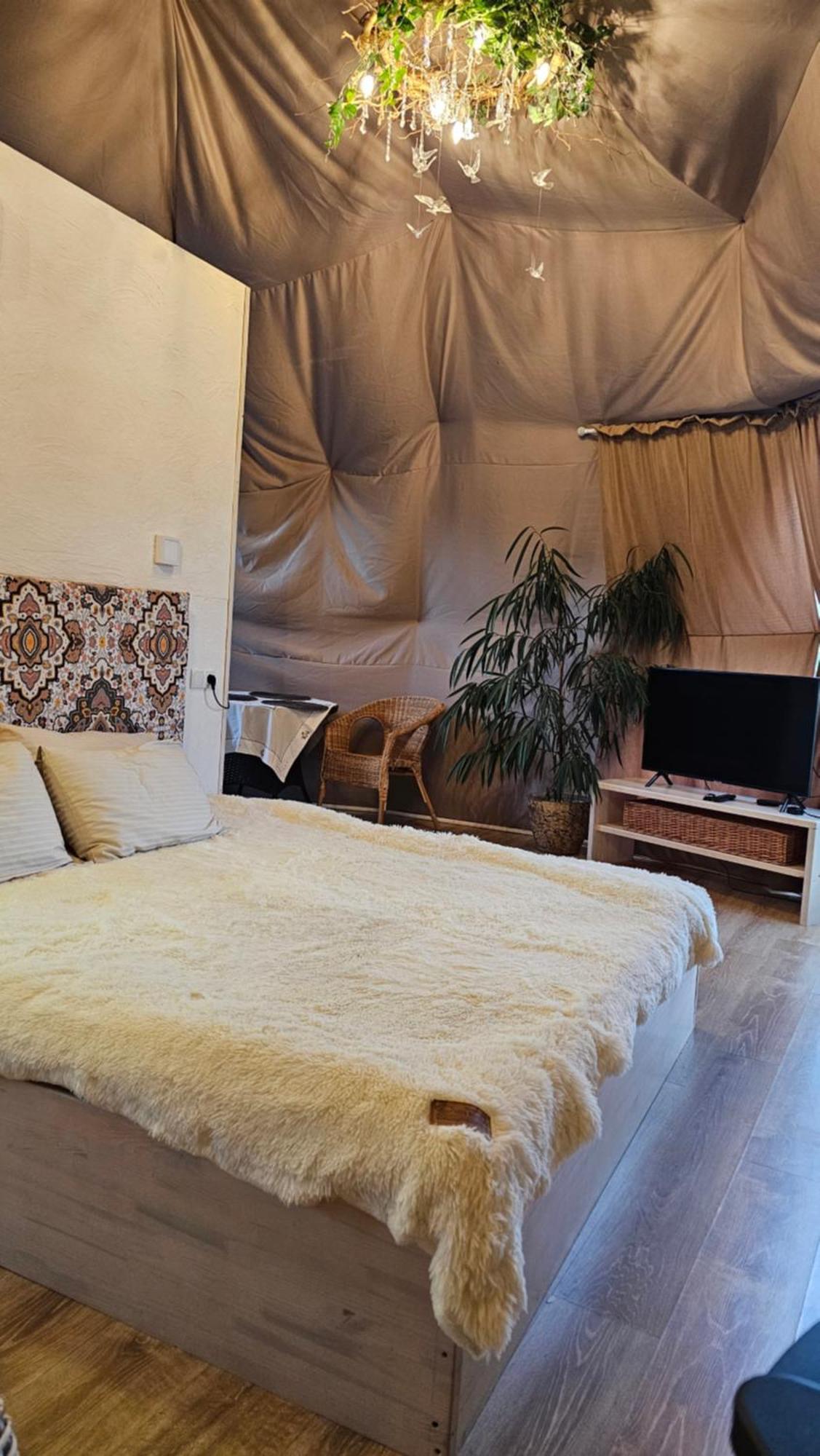 У Дачі Для Своїх ξενώνας Novyye Bezradichi Εξωτερικό φωτογραφία